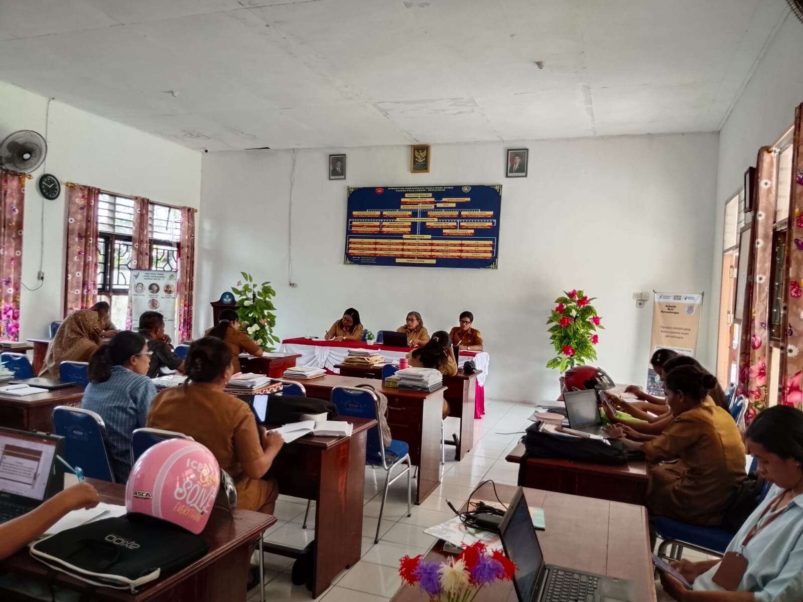 Rapat Bersama Kepala Sekolah Asesmen Sumatif Akhir Sekolah Tahun Ajaran 2025/2026